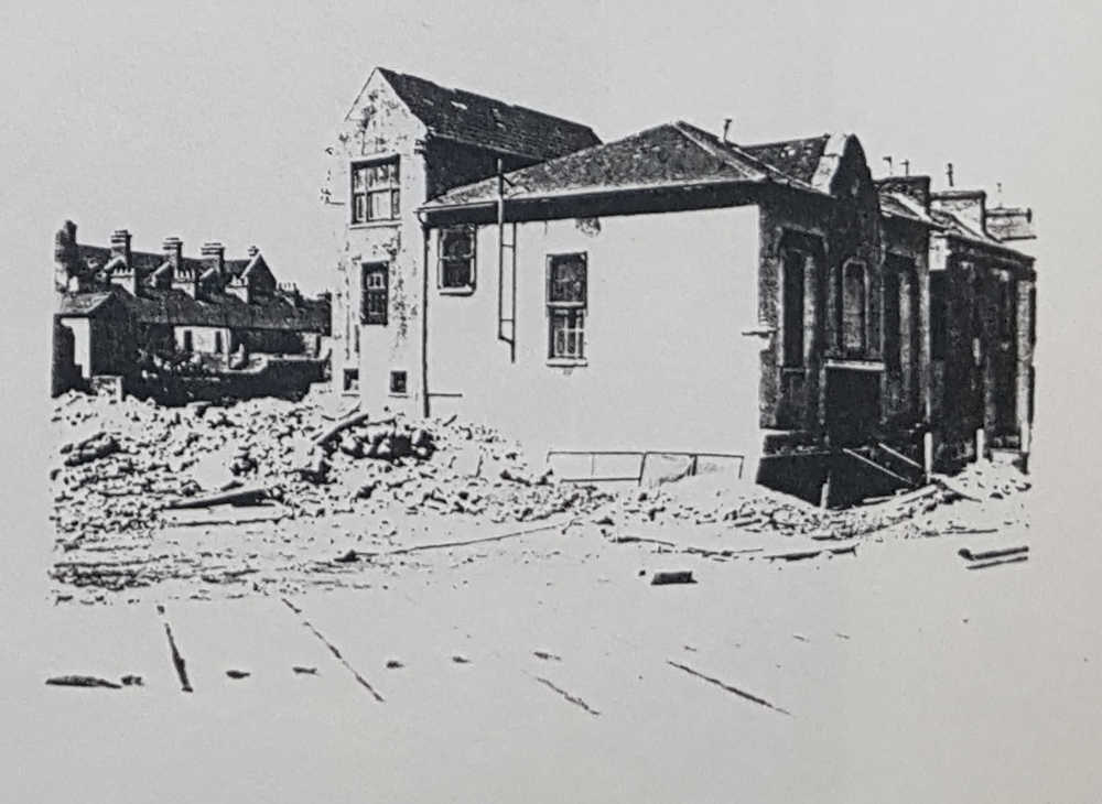 old photo of East Terrace Synagogue 1949